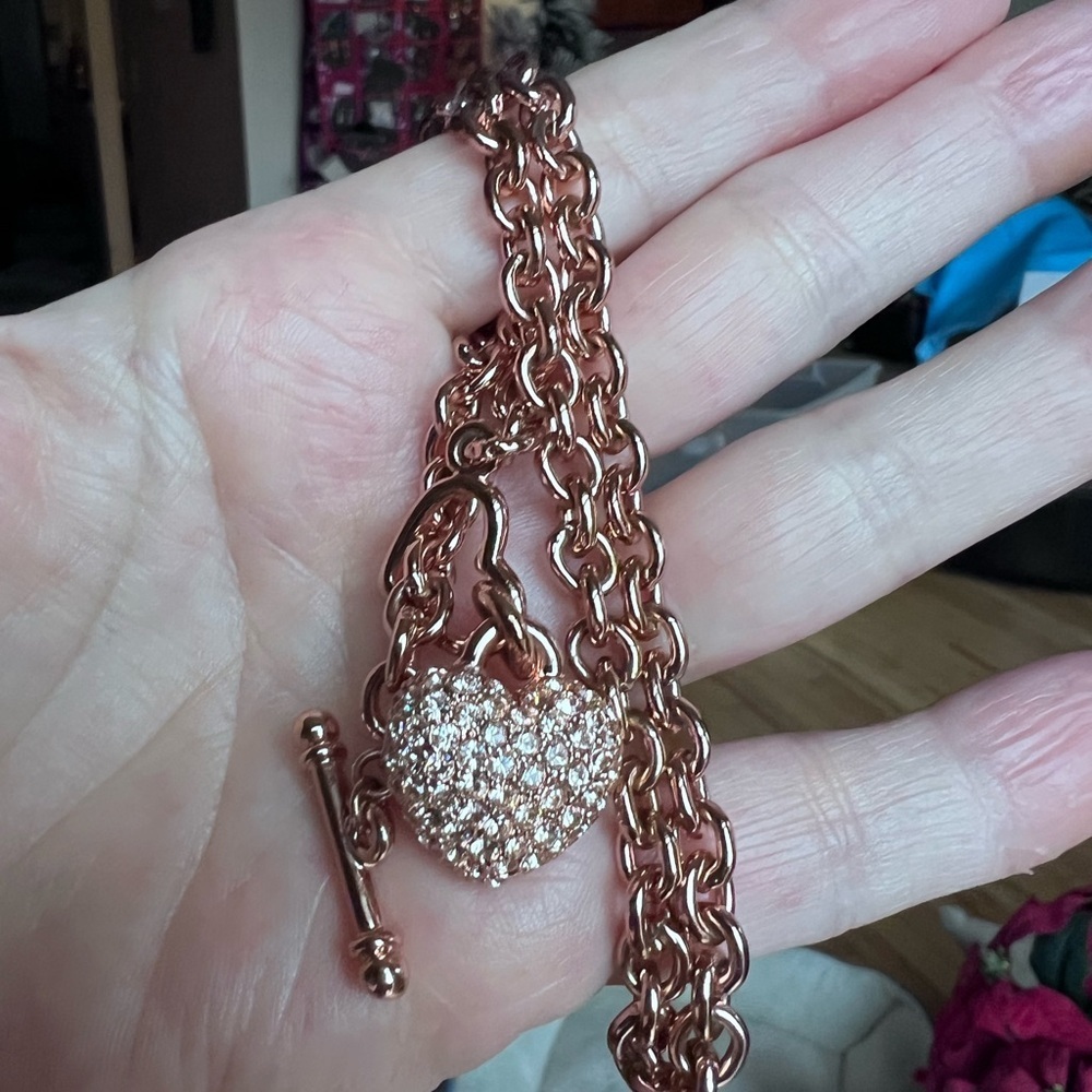 Joan Rivers Vintage Rose Gold Heart Pendant Necklace - Picture 2 of 3